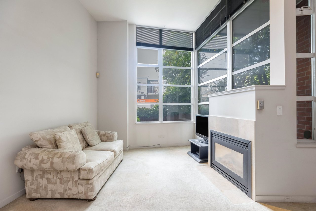628 W 7th Ave
