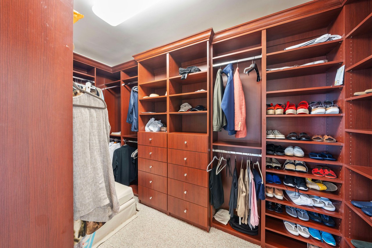 6000 Island Blvd # 2406