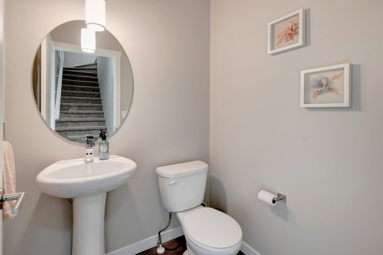 428 Nolan Hill Drive NW Unit: 201