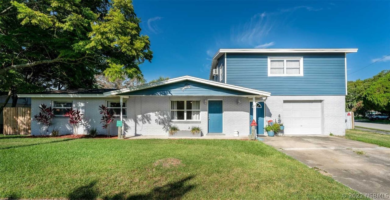 2100 Brian Ave