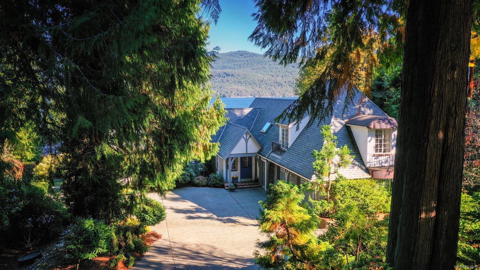 4349 Kingscote Rd, Cobble Hill