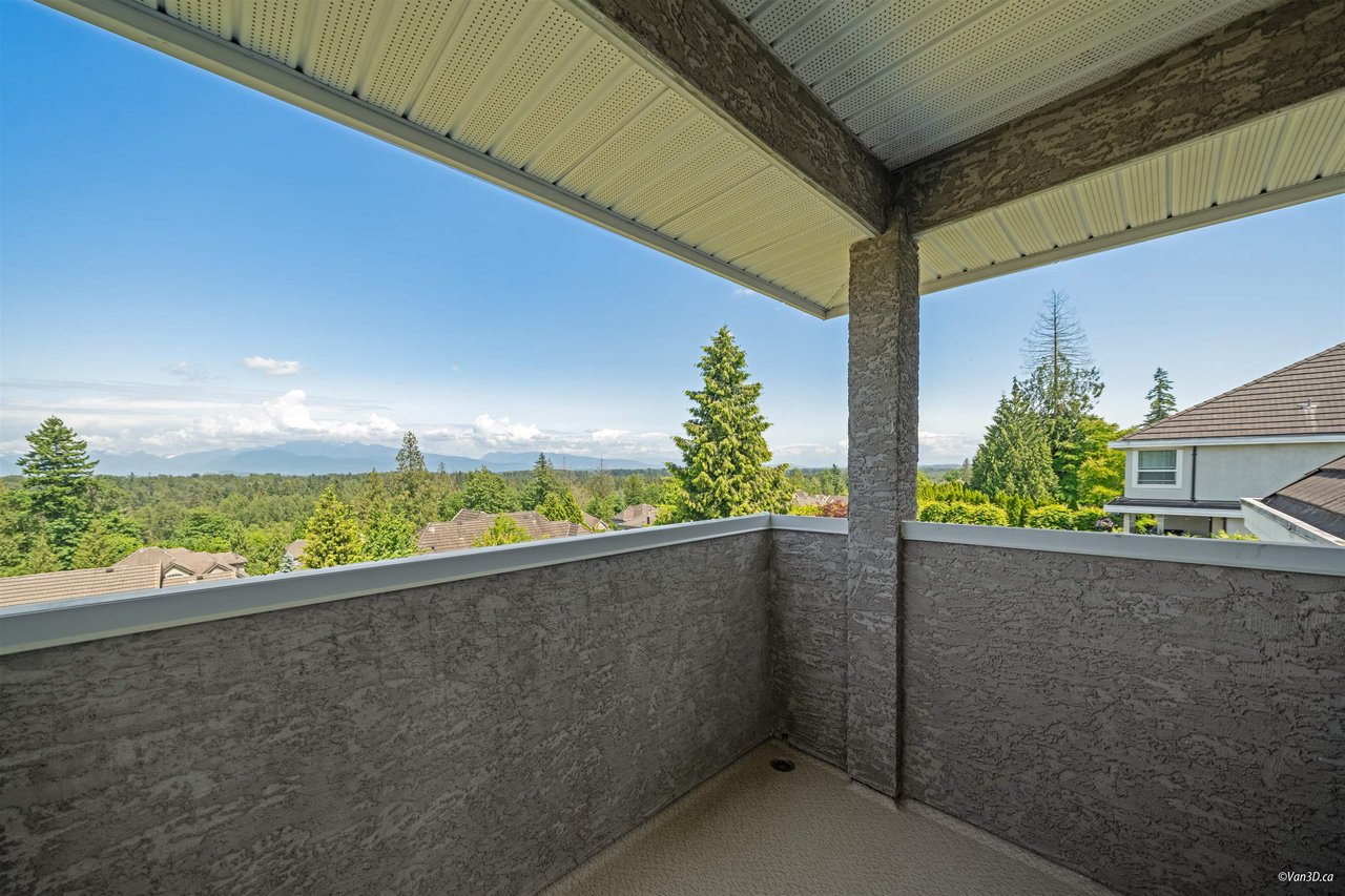 16495 111 Ave
