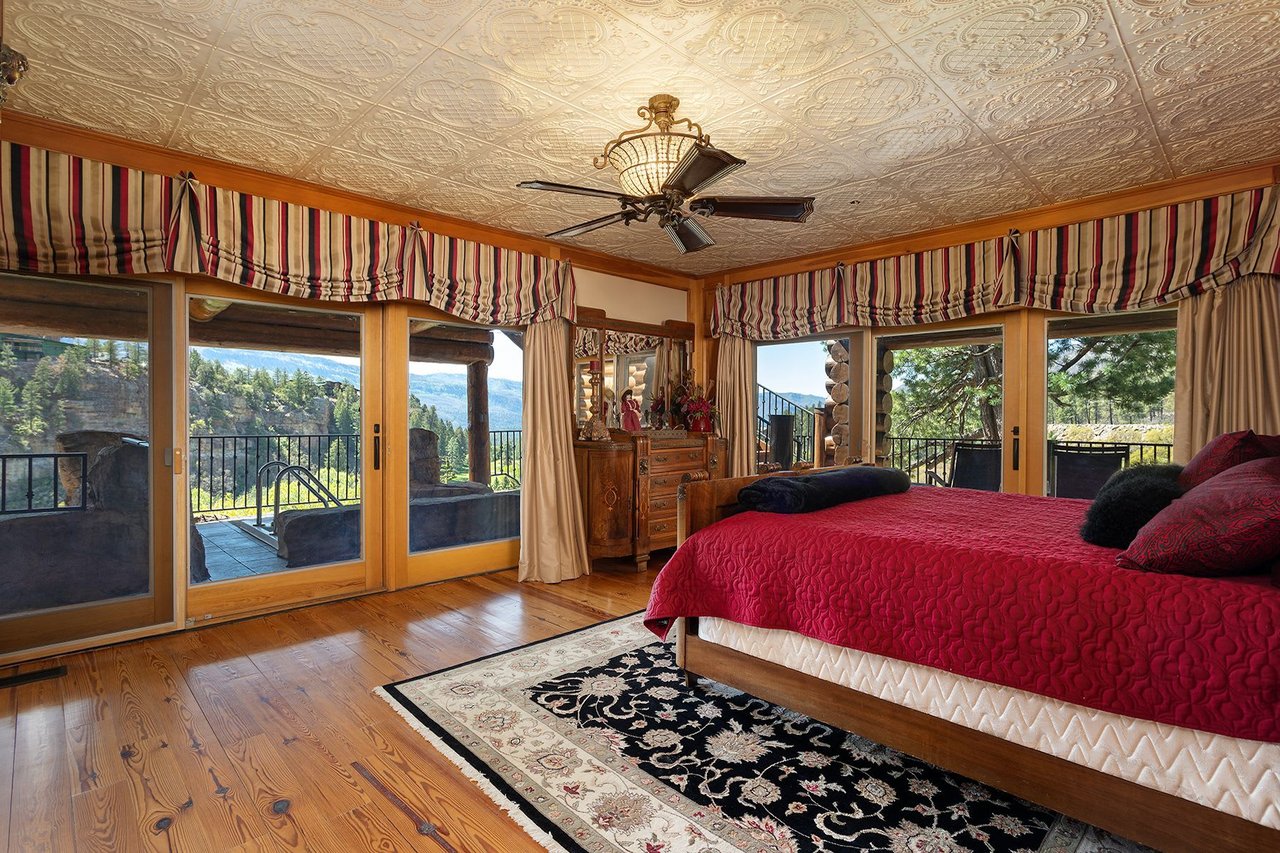 110 Peregrine Drive
