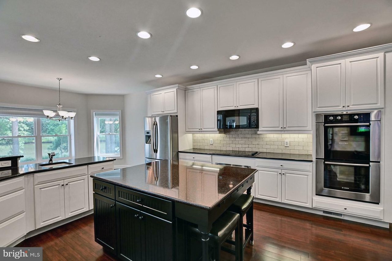 37257 E Stoney Run