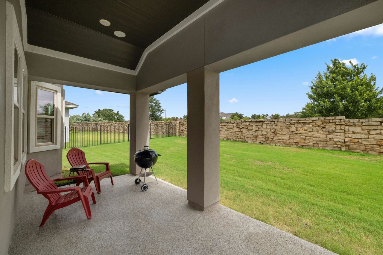 Impeccably Maintained 1-Story Taylor Morrison Home with Luxurious Amenities in Desirable Travisso Neighborhood!