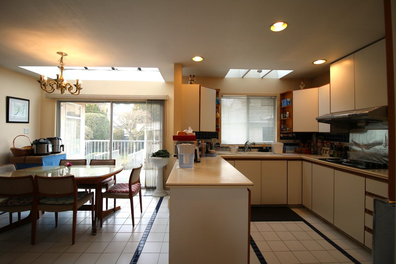 3121 W 44th Ave