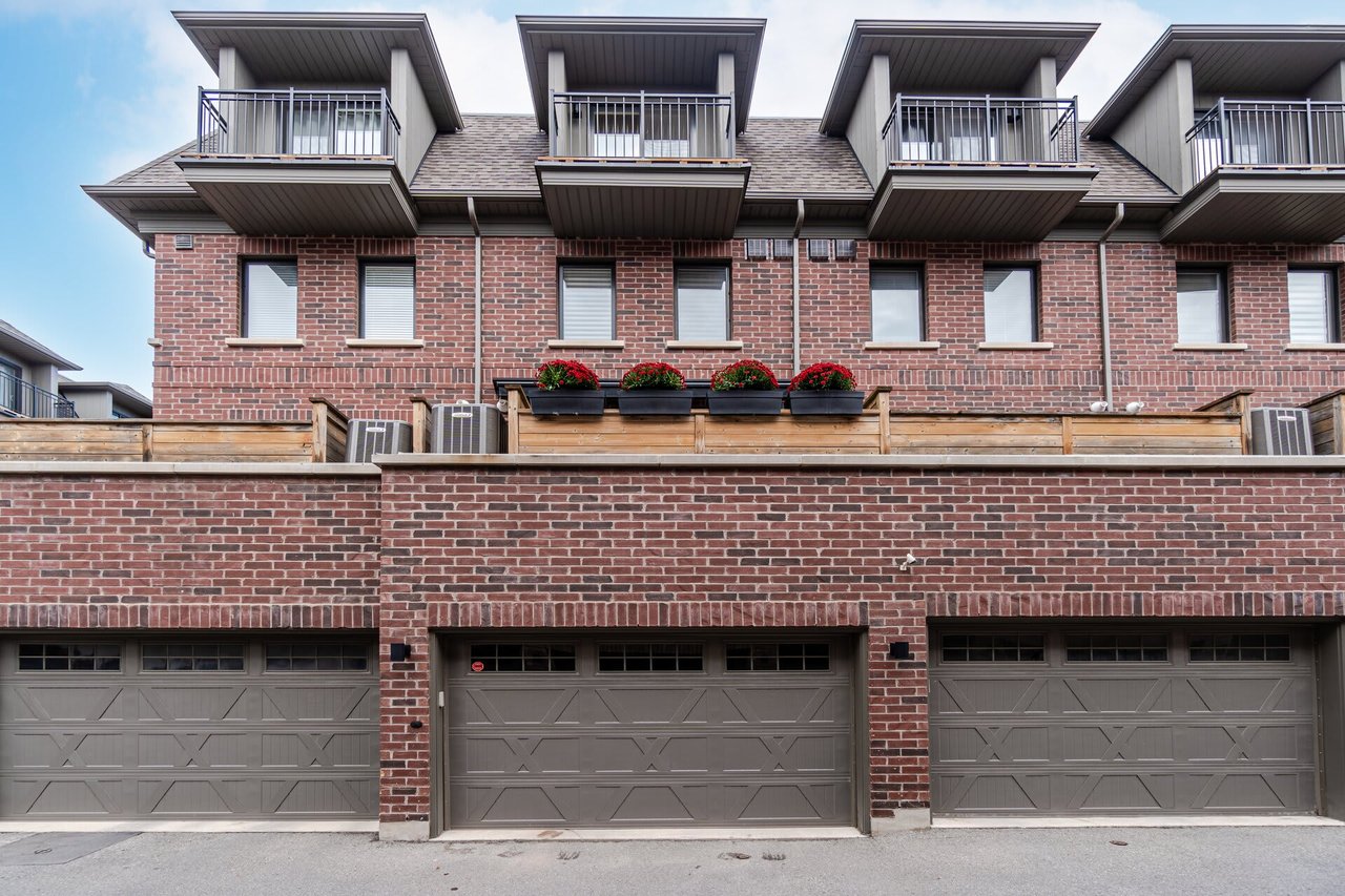 OAKVILLE TH