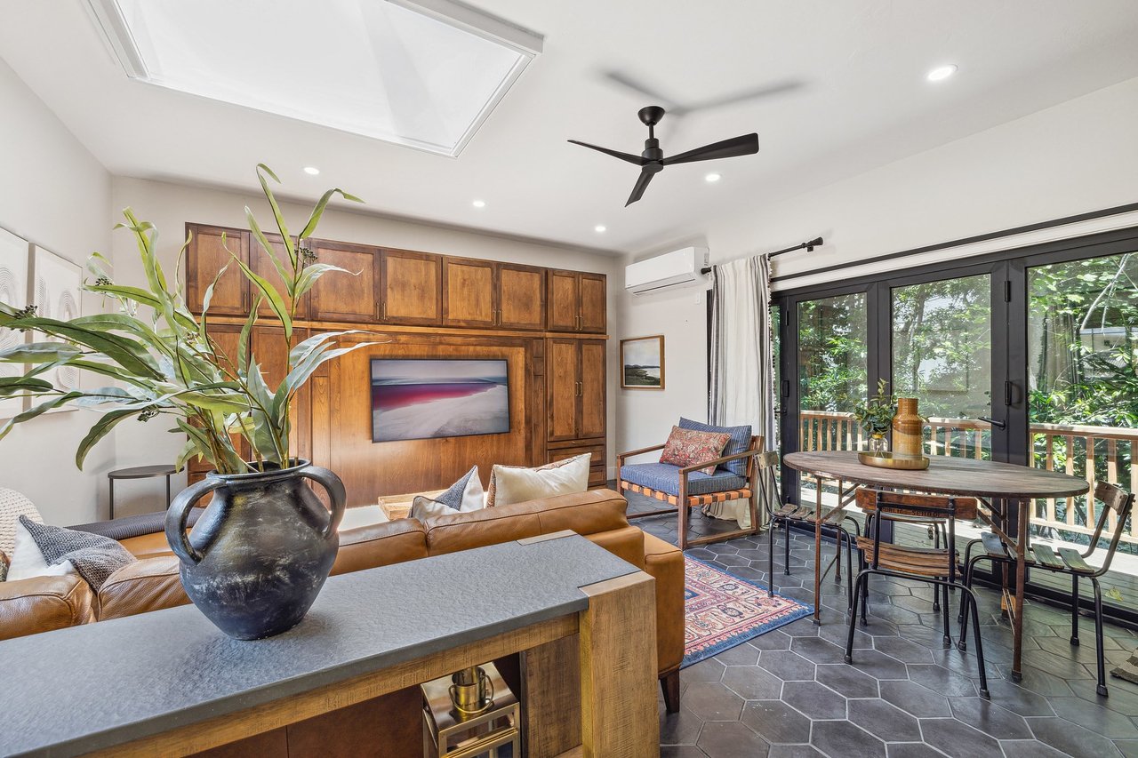 221 Redwood Drive