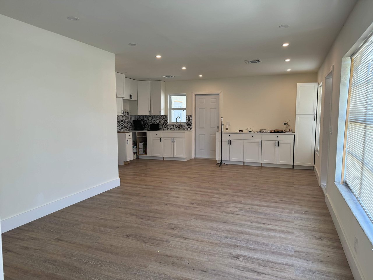 632 NW 19th St Pompano Beach FL-33060
