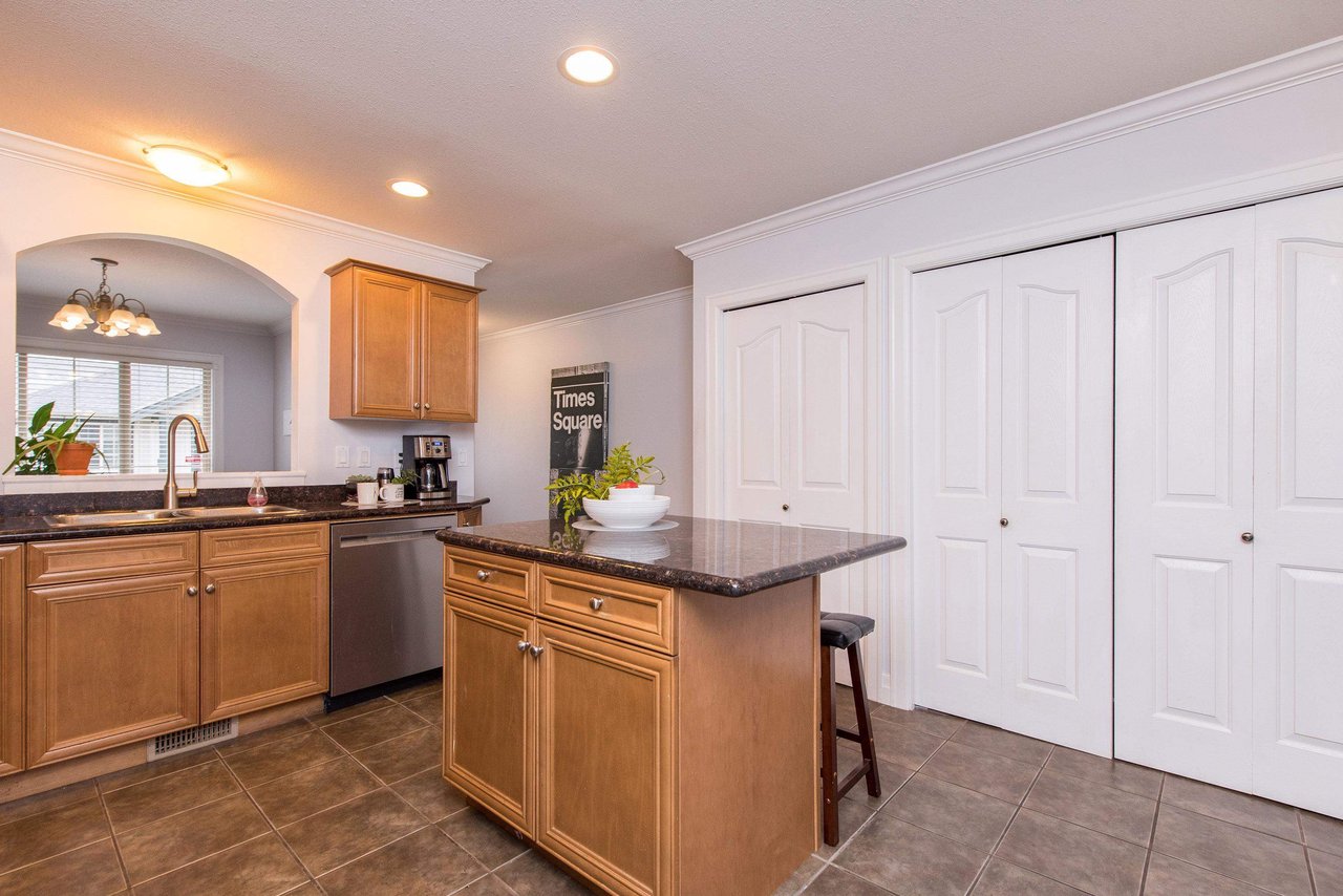 51-6449 Blackwood Ln