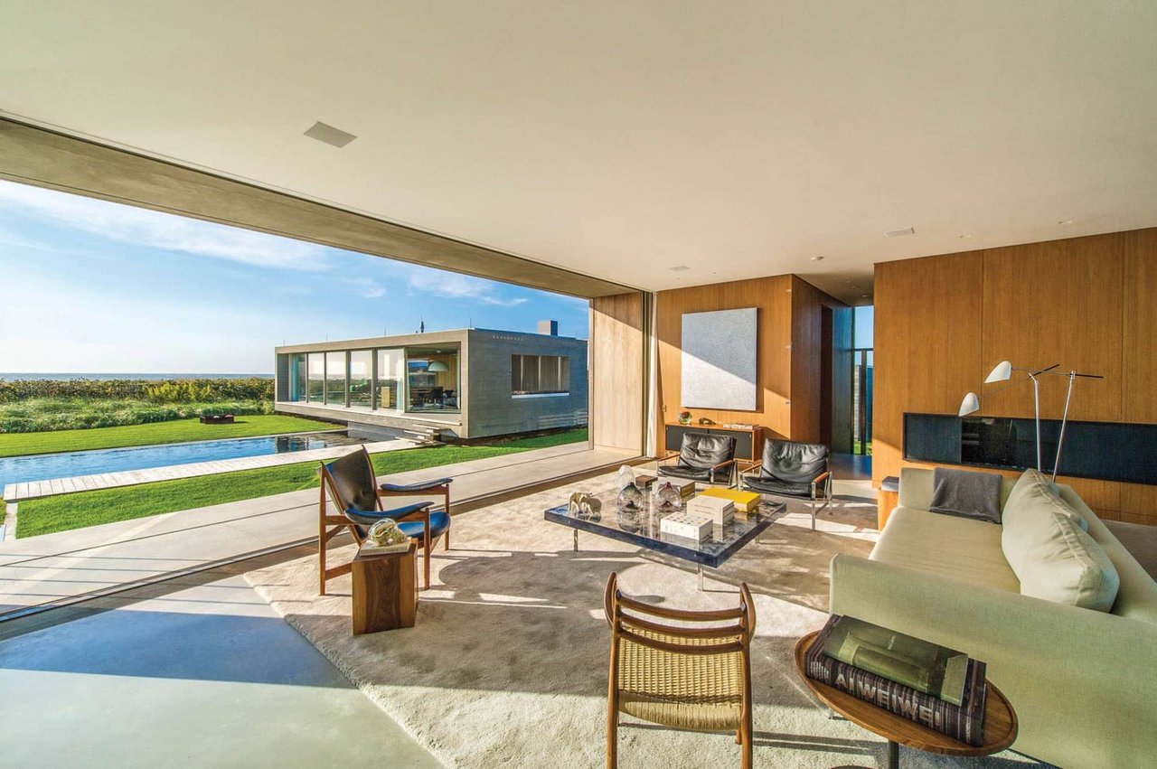 One Of A Kind Oceanfront Modern in Water Mill