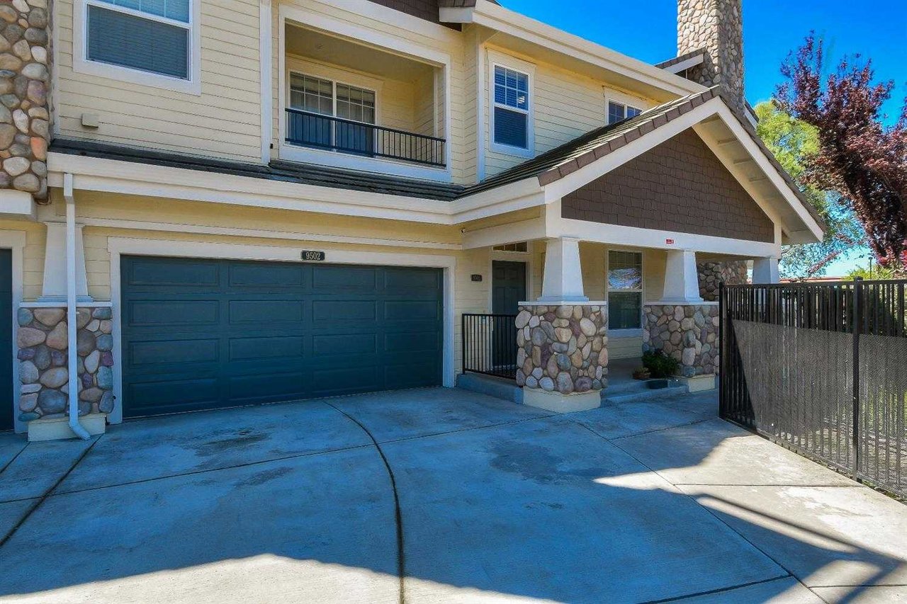 9502 Coney Island Cir