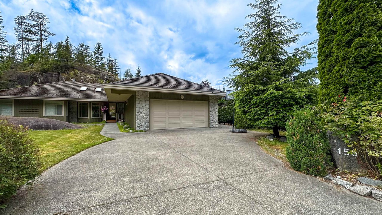 158 Stonegate Dr