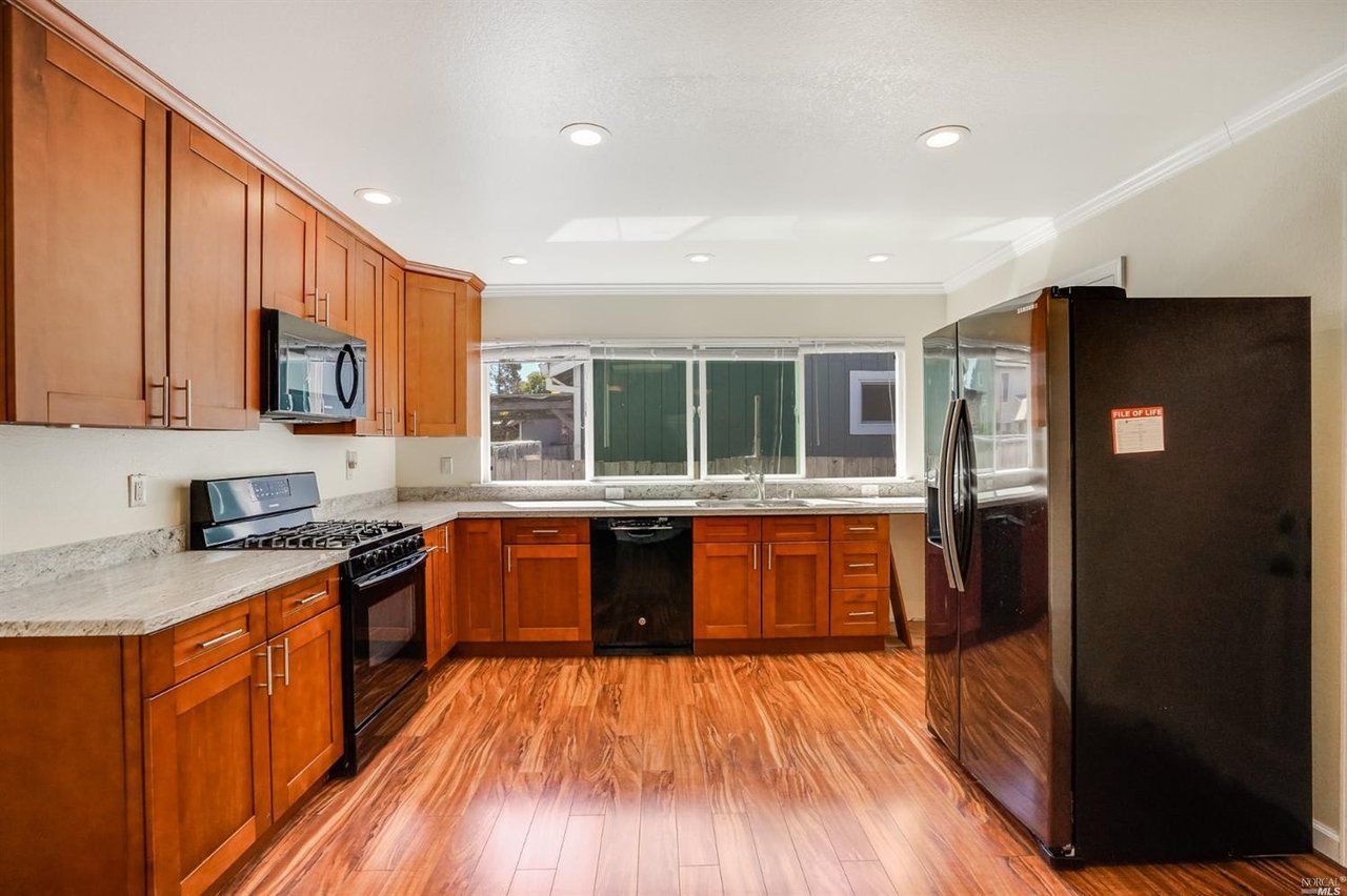 8550 Lancaster Dr