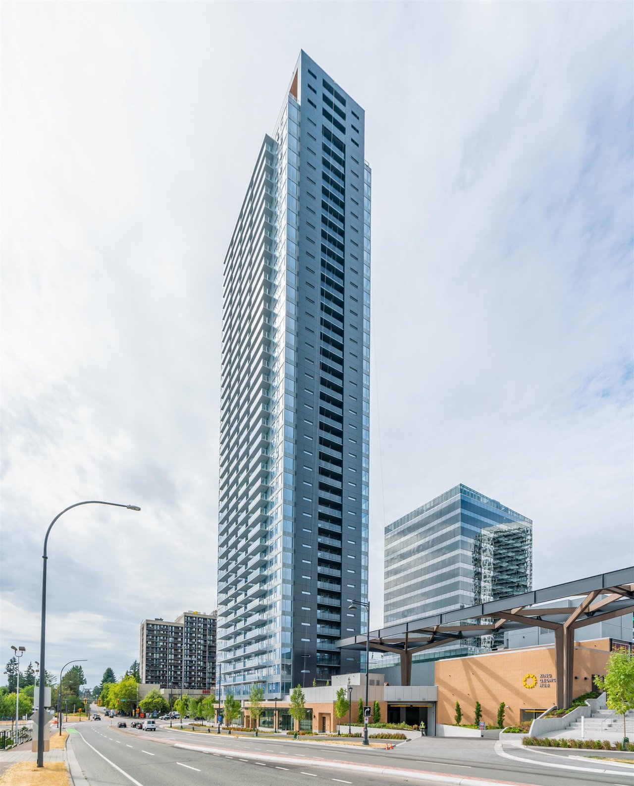 1807-13615 Fraser Hwy