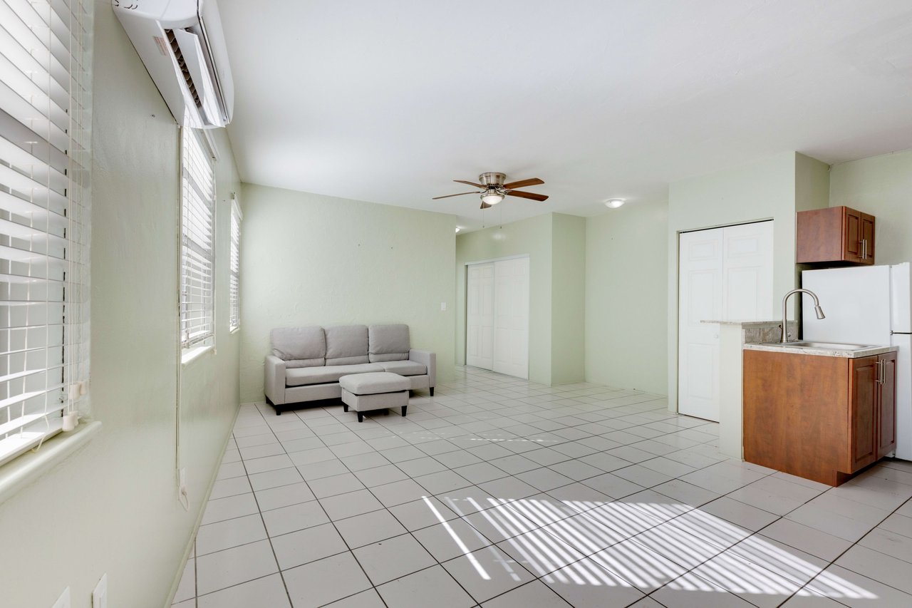 7909 East Dr Unit 204 North Bay Village 