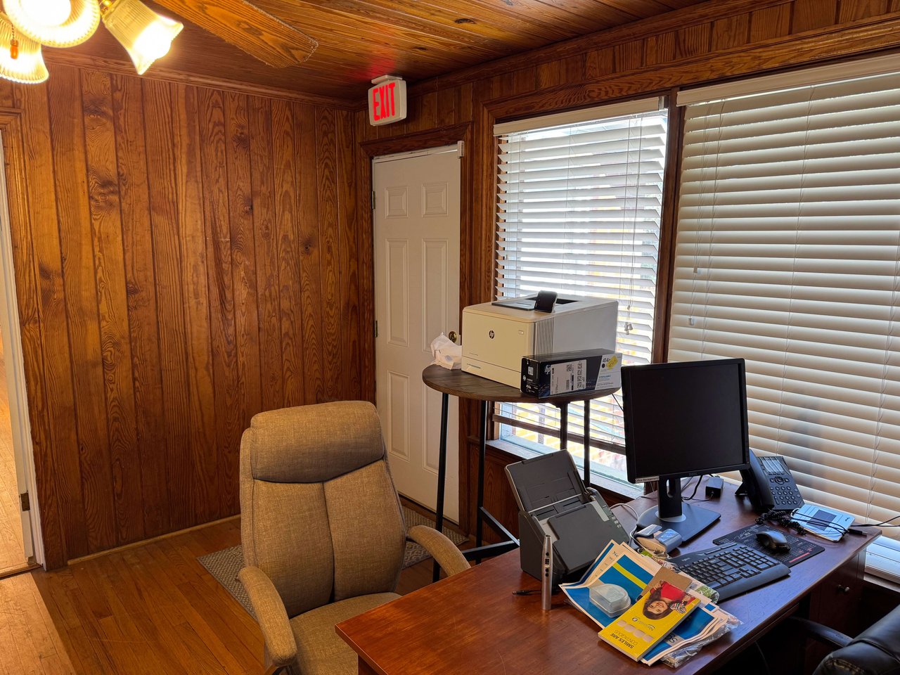 1102 N Columbia (HWY 21) Avenue