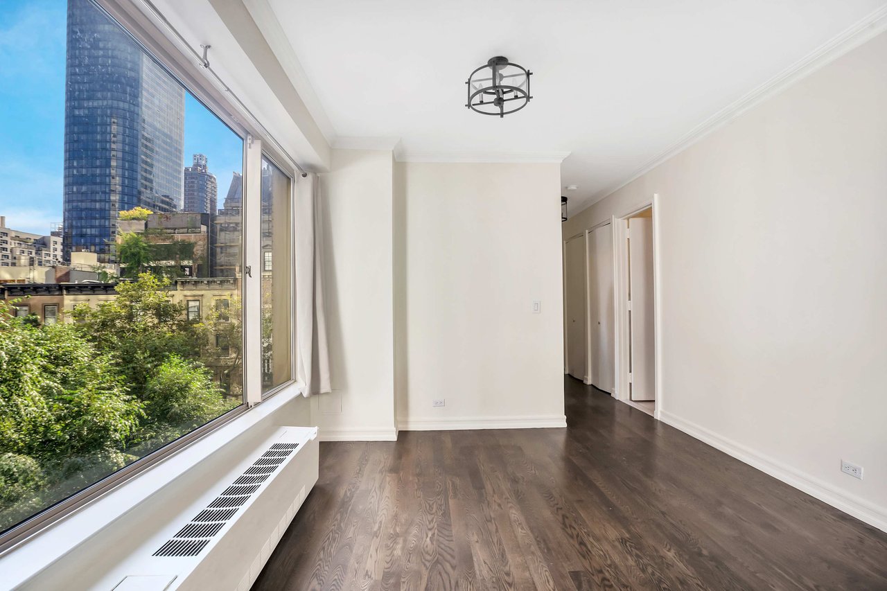 205 East 68th Street Unit: T4E