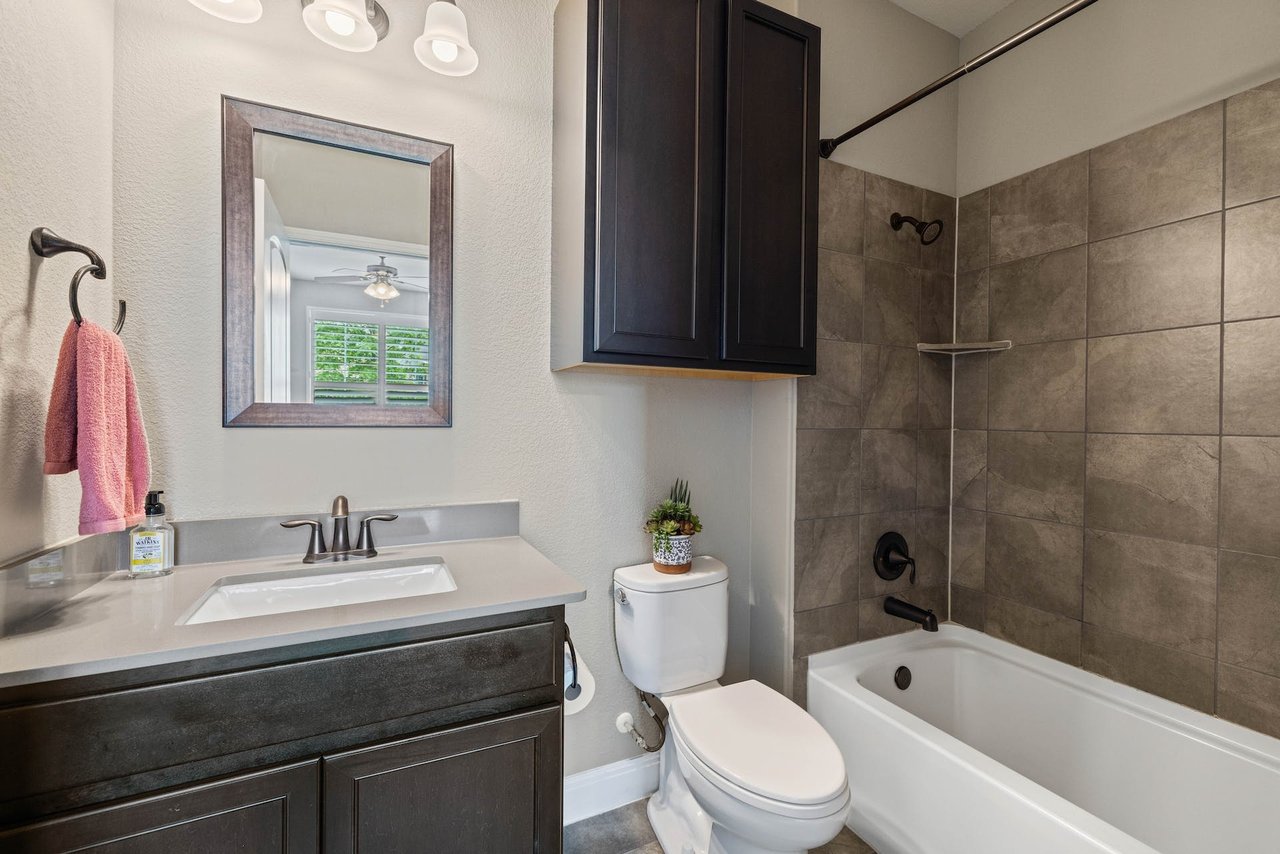 424 Star Mountain Ln, Georgetown, TX 78633