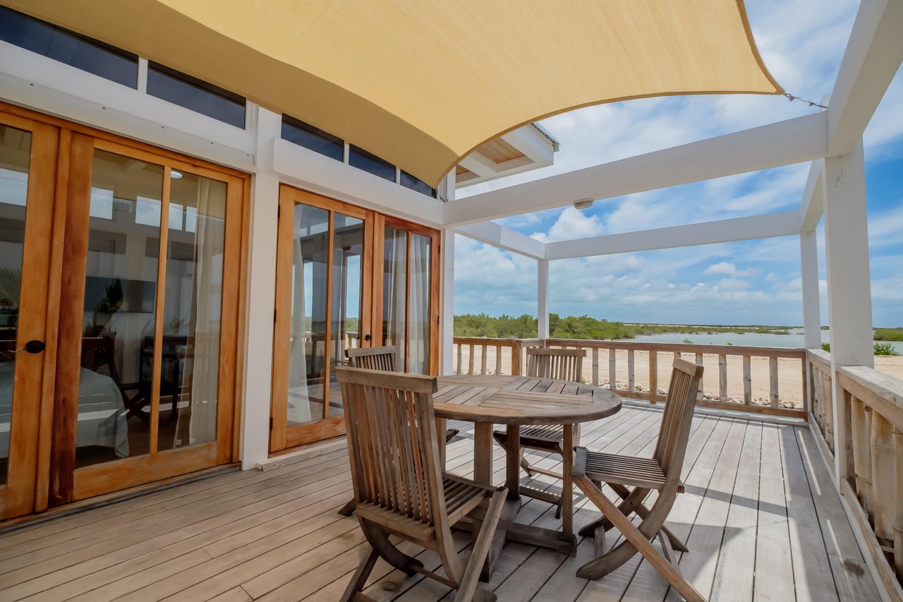 Aruna boutique waterfront ecofriendly waterfront community, Belize