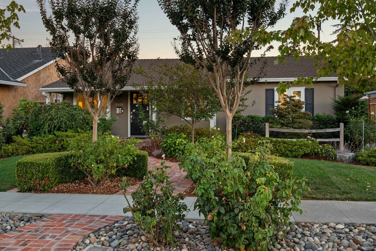 2428 Tulip RD
