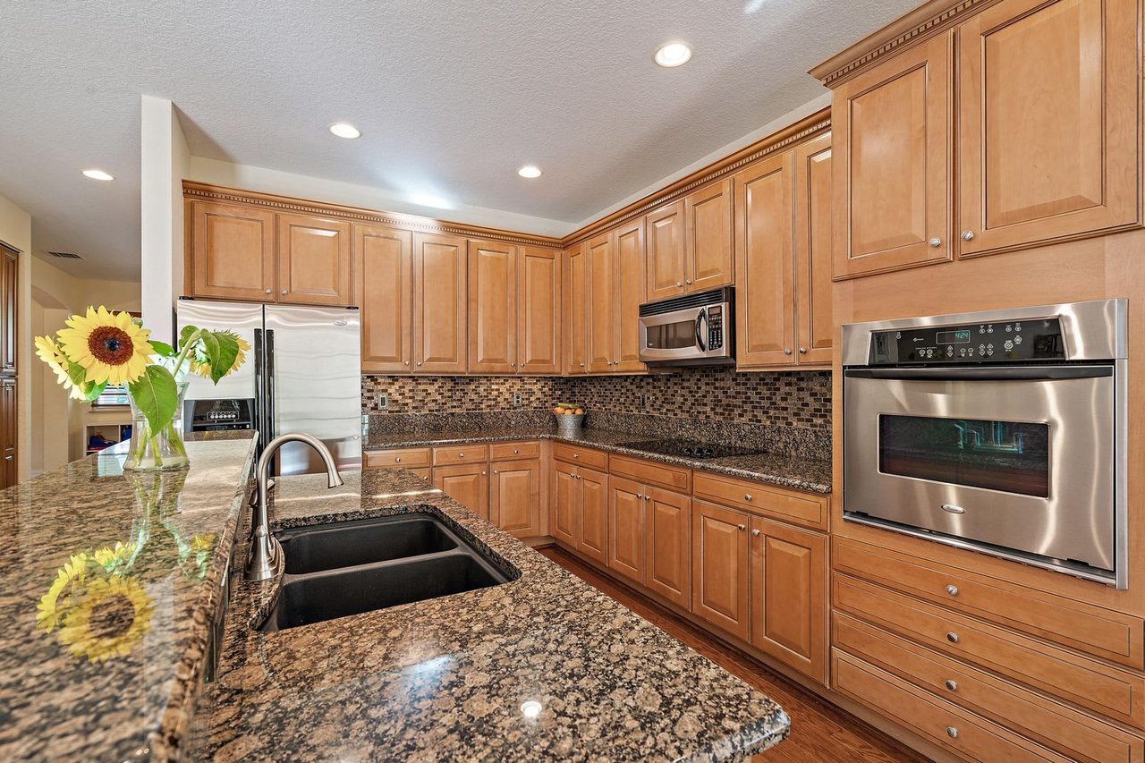 166 Ennis Ln