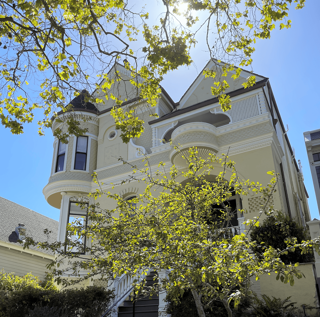 975 Grove