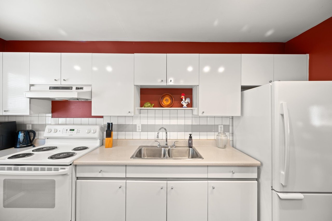 24-2830 W Bourquin Cres