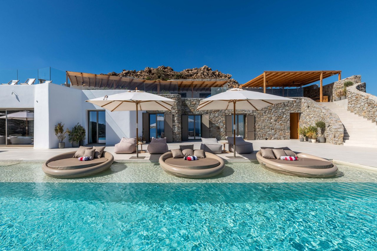 Villa Serenity, Psarou, Mykonos, Greece