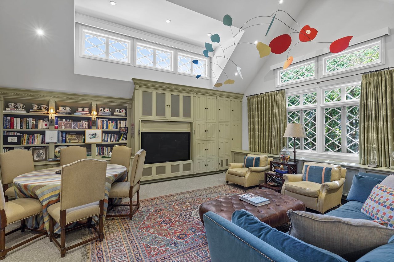 BRENTWOOD ENGLISH COUNTRY ESTATE