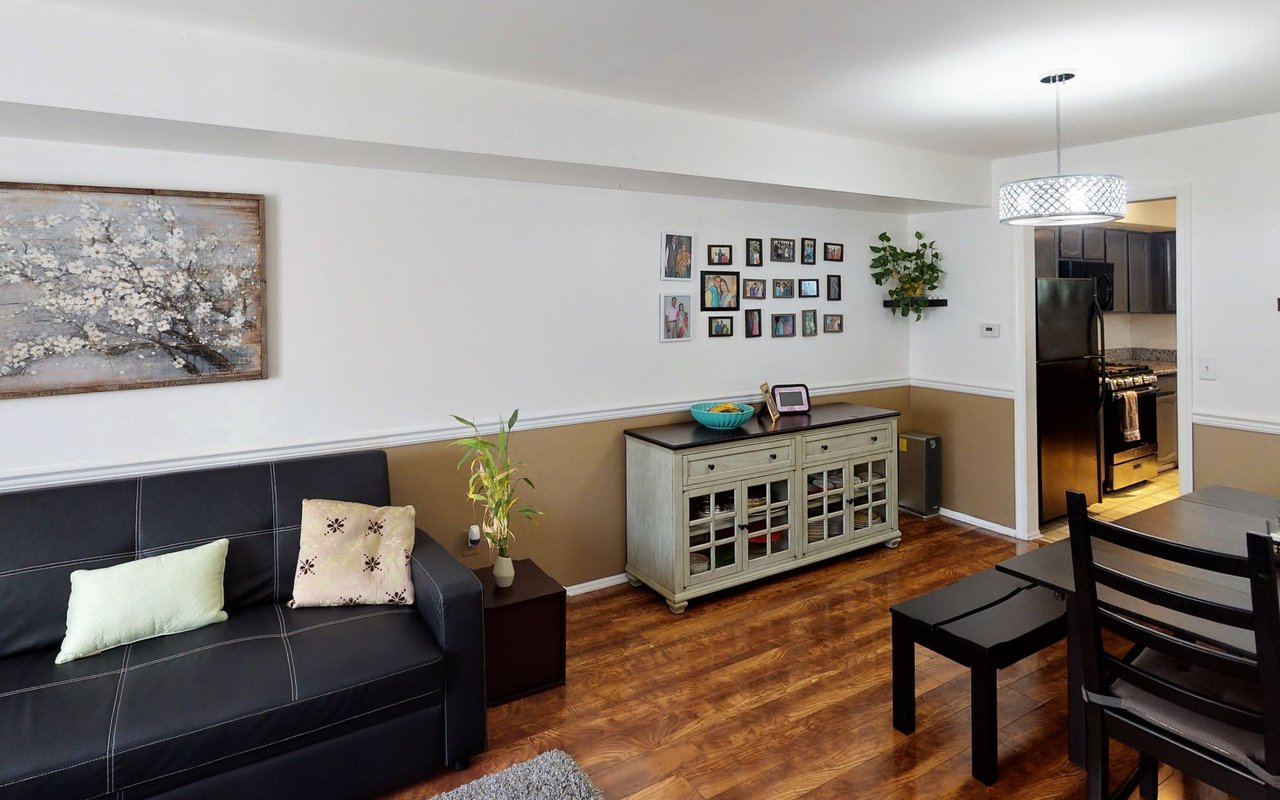 372 HAWKSHEAD WAY