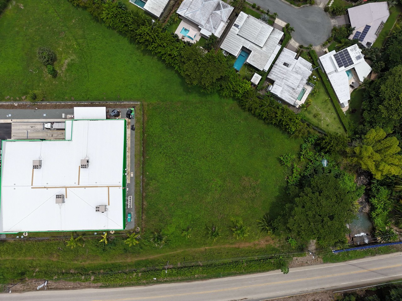 Remarkable Commercial Property in Uvita