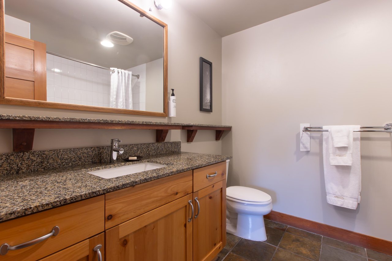 329A-2036 London Ln