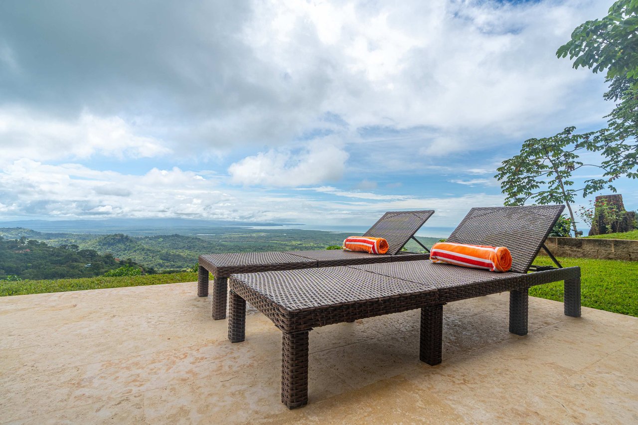 Cascada Sandalo Jaw Dropping Ocean Views!