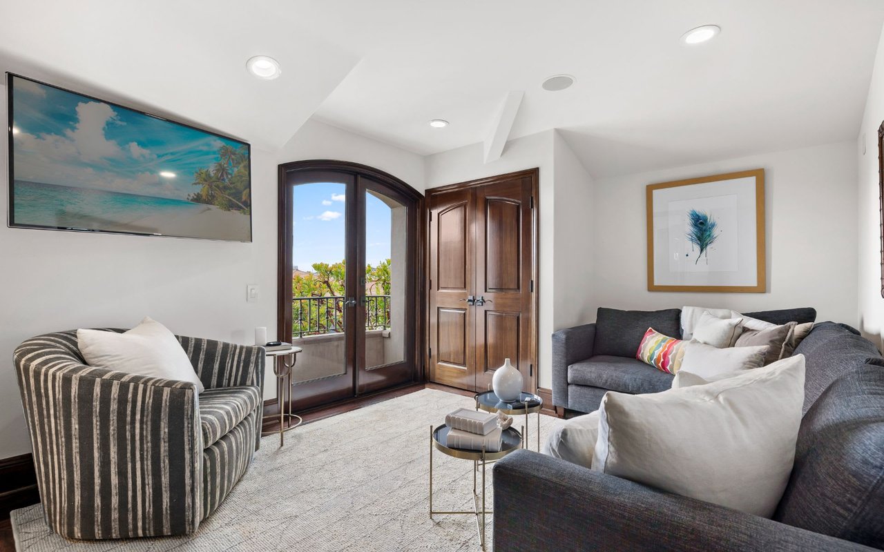 1218 Sand Key
