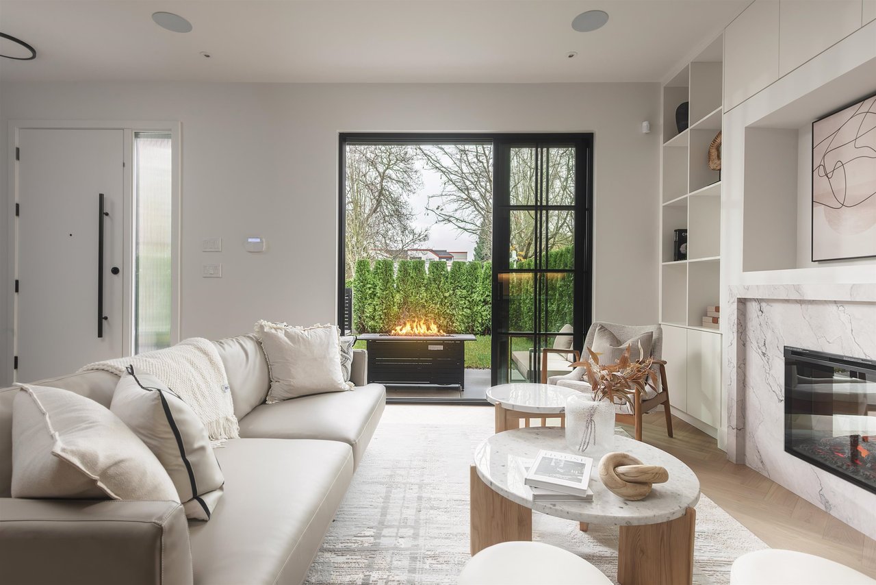 1-240 E 37th Avenue, Vancouver