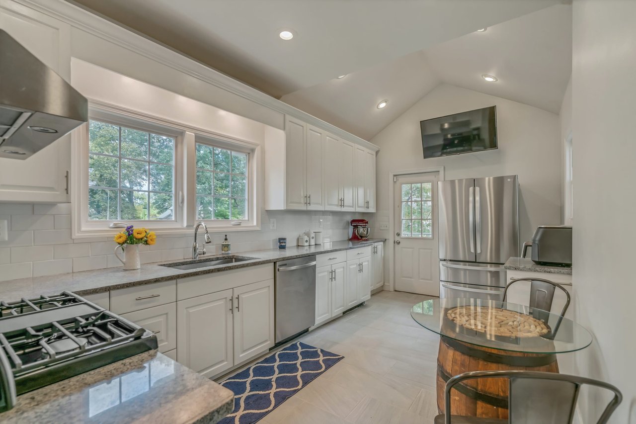 147 Pasadena Place