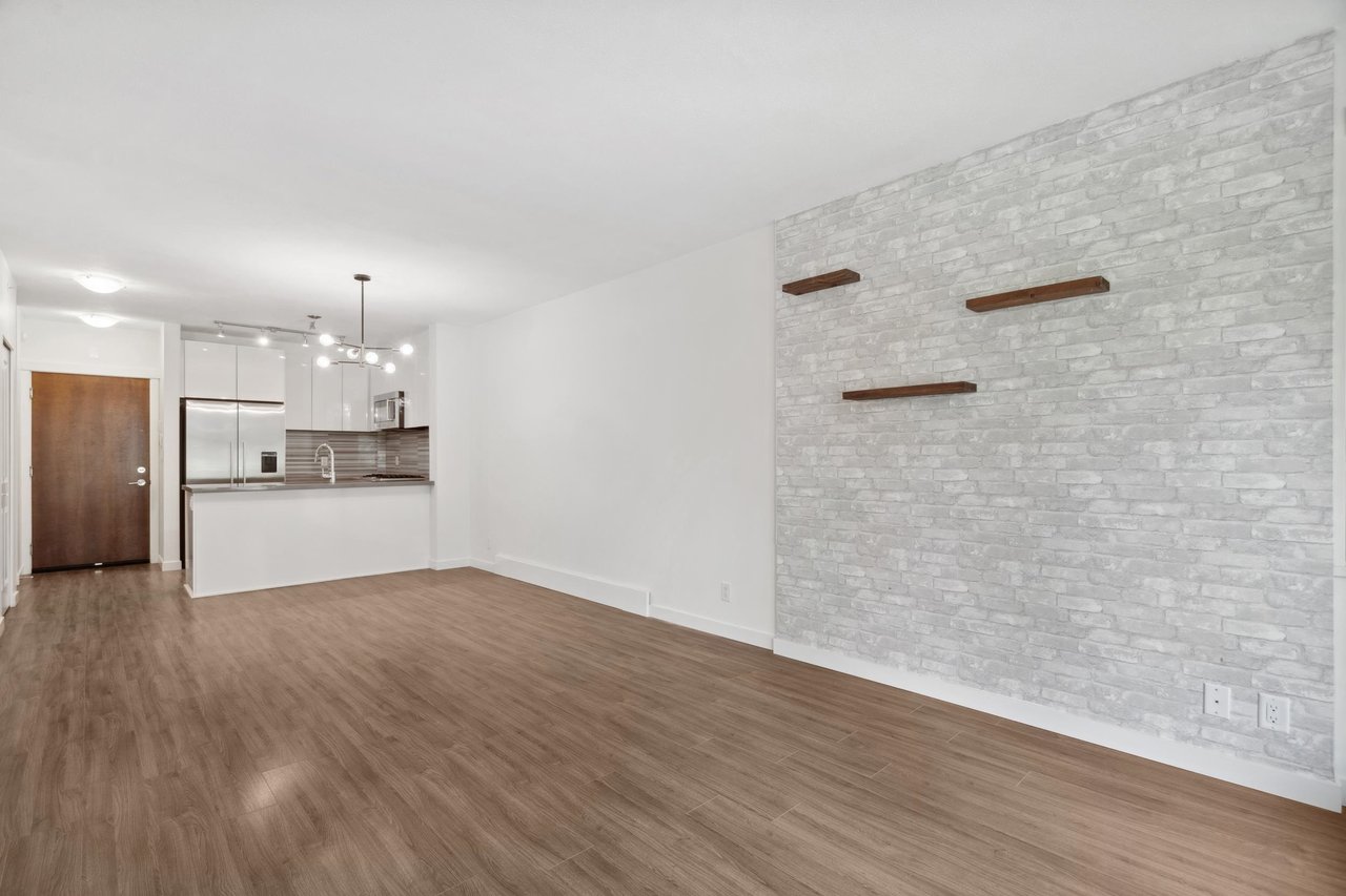 109-3168 Riverwalk Ave