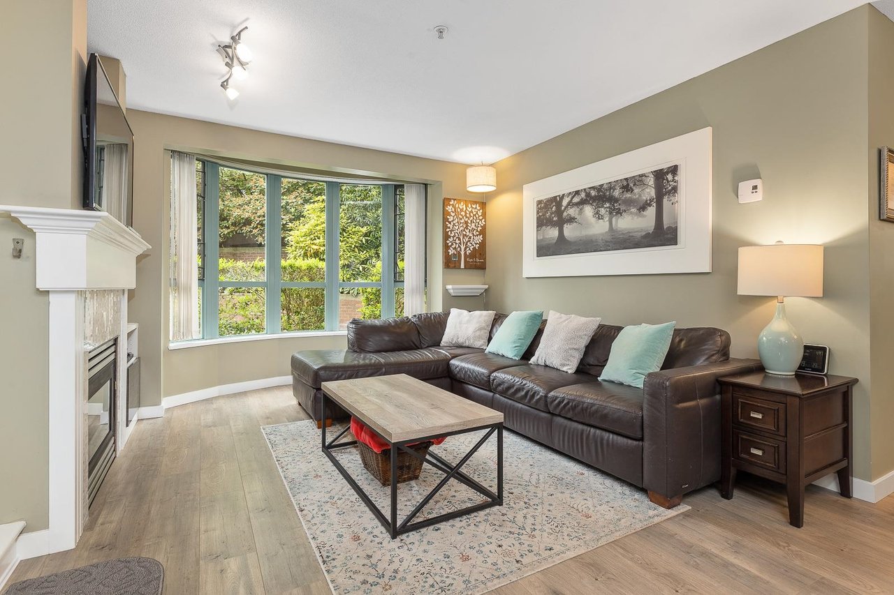 202-220 Newport Dr