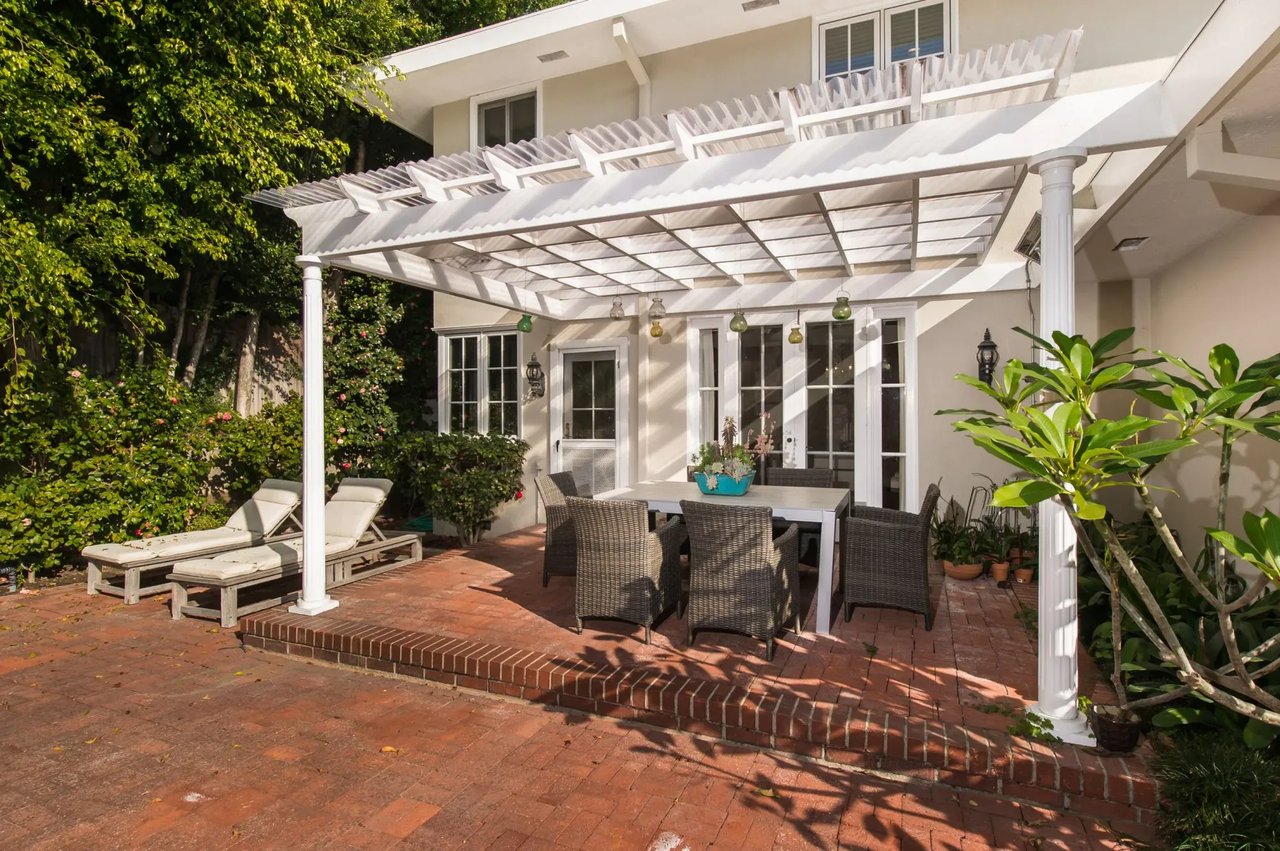 1117 Sierra Alta Way