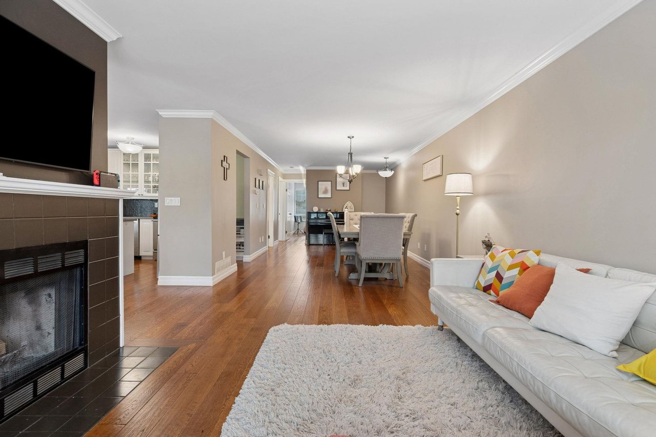 39-1140 Falcon Dr
