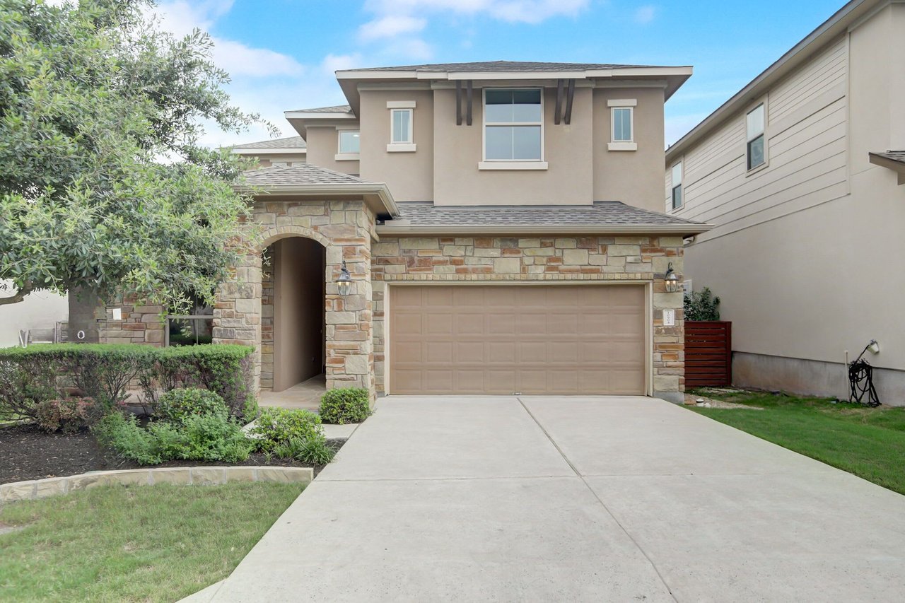 Spacious 4-Bedroom Home in The Preserve at Four Points – A+ School District, Open Floorplan, Luxurious Primary Suite, Covered Patio, and More!