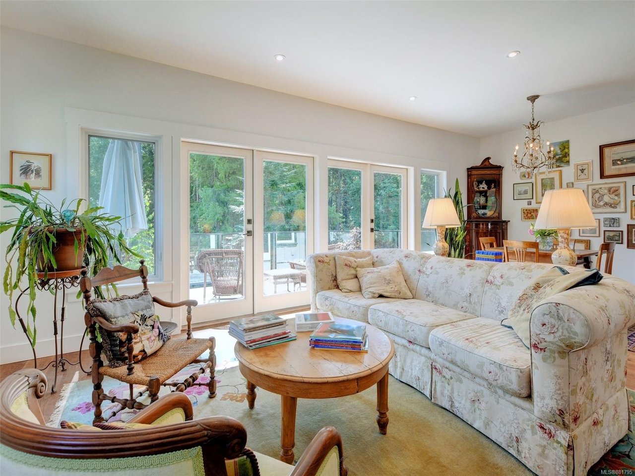 4271 Cherry Point Close