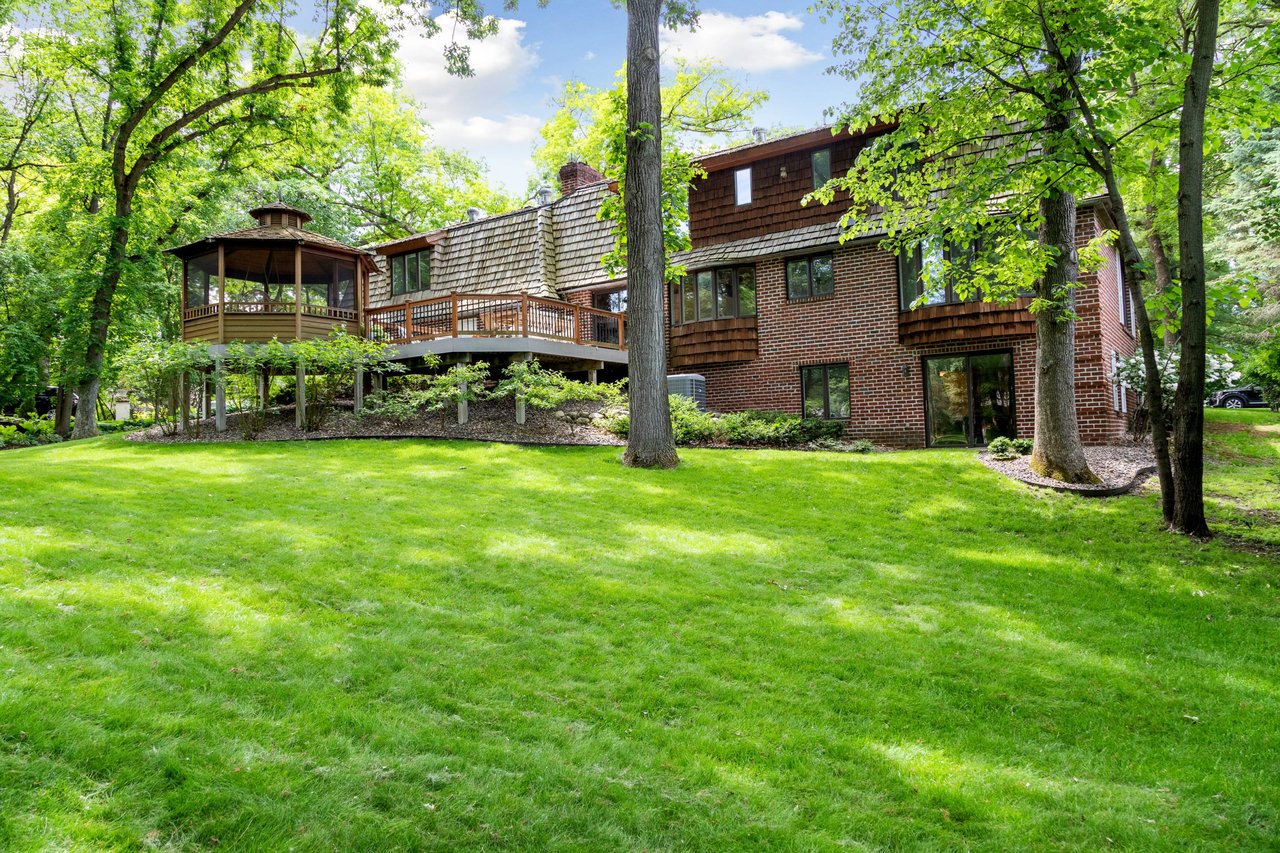 Here It Is! Close in Wayzata Home with Every Amenity!