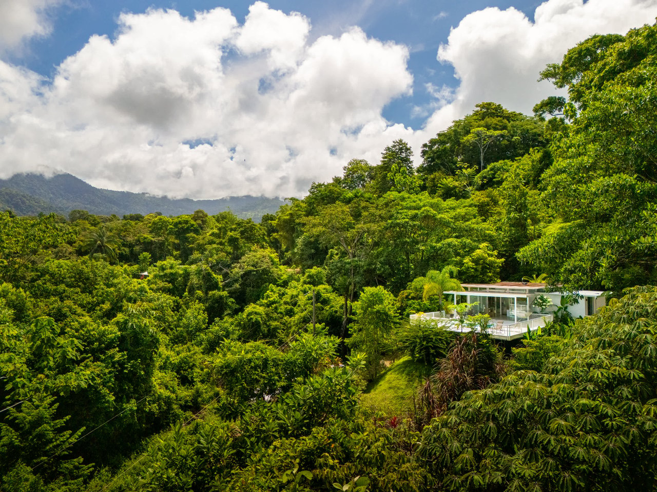 Stunning Casa Lucia, An Ocean Mountain View Gem! Finca Maranon