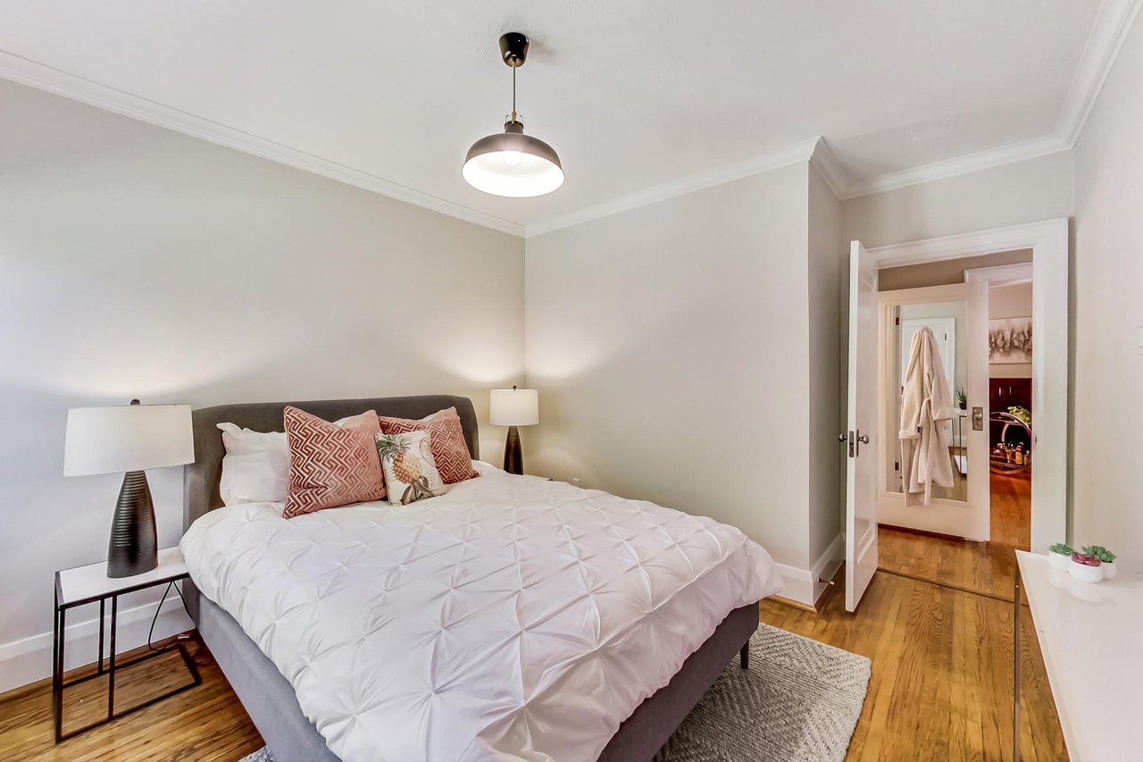 14 Armadale Avenue in Swansea Bloor West