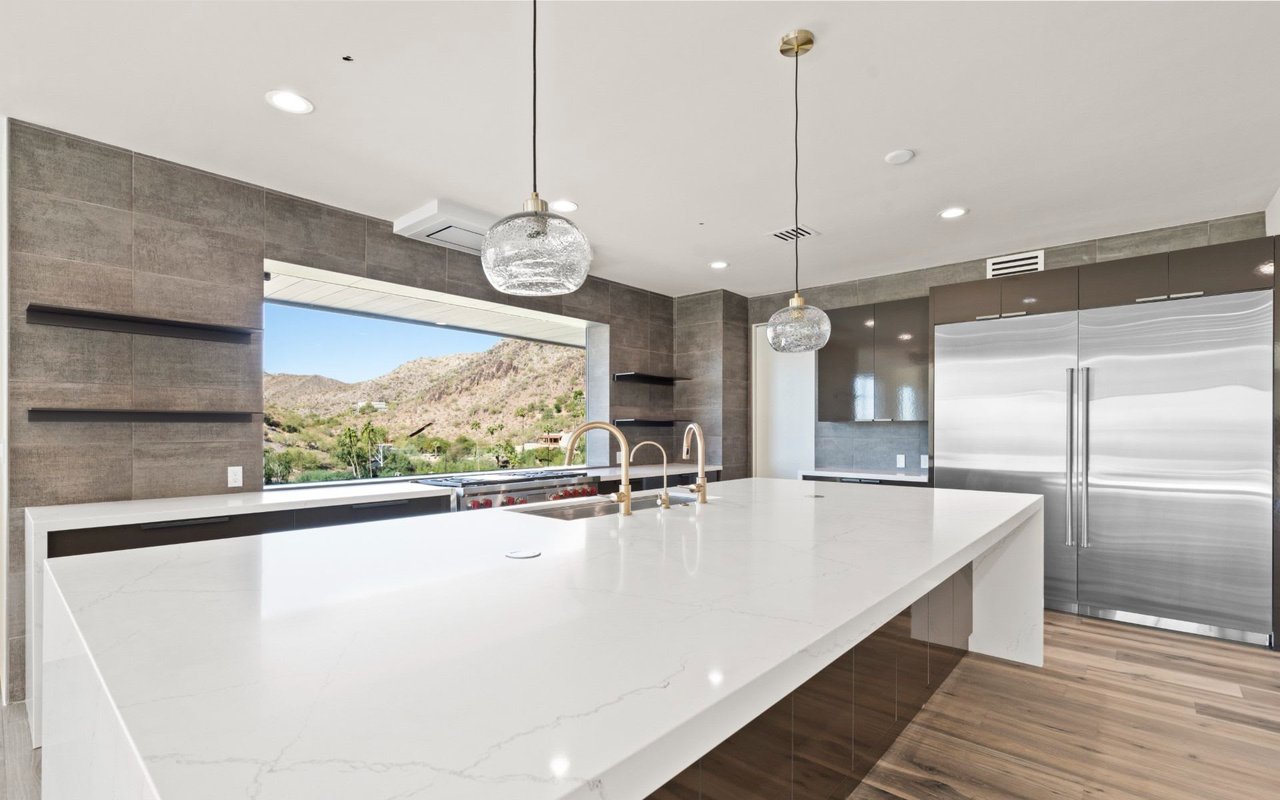 7043 N Longlook Road, Paradise Valley, AZ