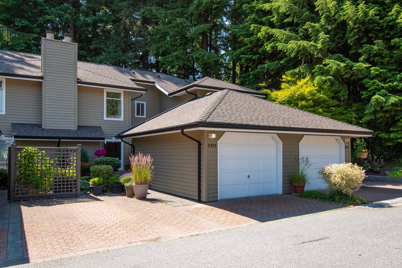 2922 Mt Seymour Pkwy
