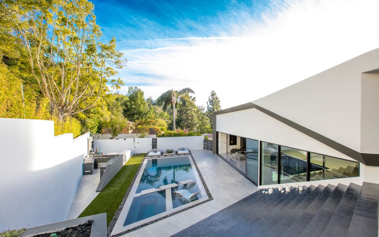 The Ultramodern Beverly Hills Villa