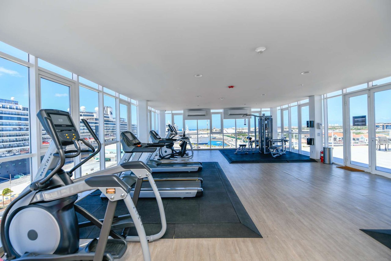 Harbour House 602 S
